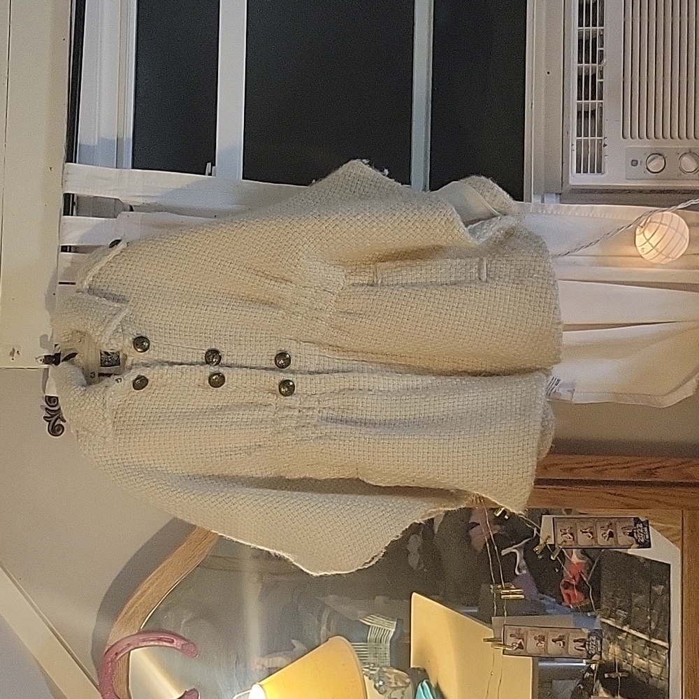 Green envy coat, size small, in a cream color